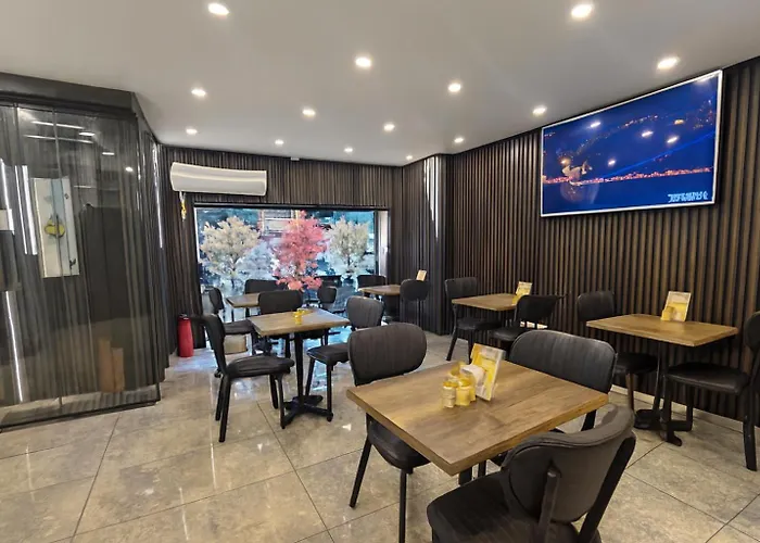 Sheeva Palace 公寓式酒店